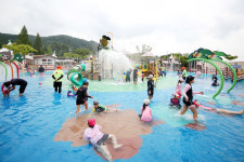 충남 서산종합운동장 야외 물놀이장 16일 개장