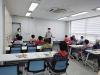 [포토] 치매 예방 어르신 뇌 활성화 주산암산교실 대전 산성동서 열려