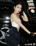 [NF포토] 김라영, 카리스마 넘치는 눈빛(2022 오토살롱위크)