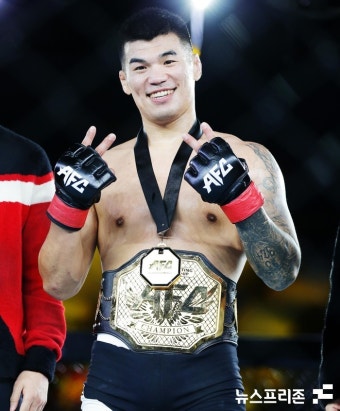 한국 무술계의 자랑, 김동현 제자 고석현 UFC 무대에 오르다