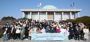 화성시 어린이·청소년의회, 국회의사당 찾아 본회의장 참관 의정 체험 등 시간 가져