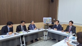김성제 의왕시장, 백운호수 초중통합학교 설립관련 간담회 참석