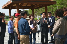조규일 진주시장, 자전거도로 휴게 쉼터 조성 현장 점검