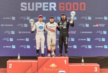 엑스타 레이싱팀 CJ대한통운 슈퍼레이스 챔피언십 더블라운드 개막전 우승