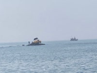 충남 당진 해상서 레저보트 좌초...승선원 5명 전원구조