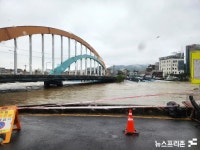 충남 보령 대천천, 지하차도 통제 및 승용차 1대 침수