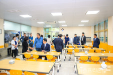 남해군 도마초등학교, 신식 급식소 및 체육관 개관