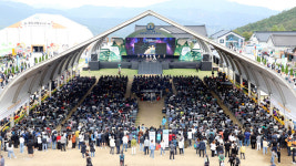 연일 인기흥행 고공행진 산청엑스포, 입장객 100만명 돌파