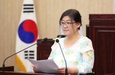 황윤희 안성시의회 의원, 민간건축공사장 지역업체 하도급 참여실태 안성시에 건의