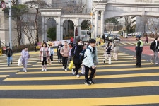 부산 최초 남구형 광폭 스마트 횡단보도 운영개시
