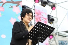 [포토] 진해중원로터리 특설무대서 제18회 가요대전 성황리 열려
