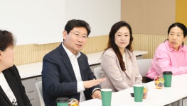 이상일 용인시장, 민원 신속해결...용인성산초등학교 현장체험학습 버스정차장 설치