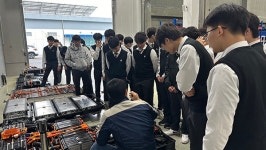 신라공고 재학생, 경북TP 이차전지종합관리센터 첨단장비 및 핵심인프라 견학 나서