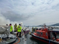 창원해경, 마산 실리도 인근 해상서 9톤급 연안복합어선 화재 진화
