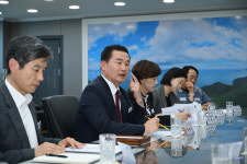 시민속으로 더 가까이 다가가는 '거제시 소통행정'