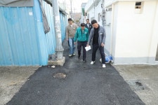 진해구, 여좌남로55번길 도로 재포장공사현장 점검