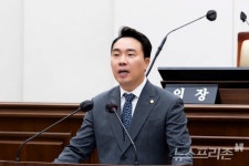 김포시 이화미 홍보기획관 , 배강민 부의장 성희롱 진정 사건 기각