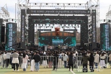 [포토] 진해공설운동장서 체리블라썸뮤직페스티벌