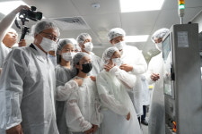 부산교육청, 다기능 조리로봇 학교 급식 도입...급식실 환경 개선 기대