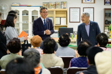 어르신 복지부터 농가 의견까지오순문 시장, 민생행보