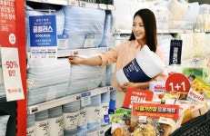 홈플러스, AI 물가안정 프로젝트···여름철 생활용품 할인
