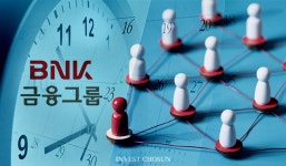 [Invest]'빈손 검사'가 면죄부 될까...BNK금융이 자초한 '3대 승계 잔혹사'
