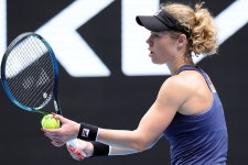 빨간손톱한 36살 지그문트 대이변 연출