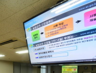 실업급여, 내년부터 1일 6만원 역대 최대폭 인상 역대 최대폭 인상...재기의 마중물 되려면