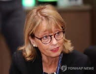 OECD 한국정부 근로시간 단축 노력 지지, 가장 낮은 주관적 웰빙 지적은 왜?