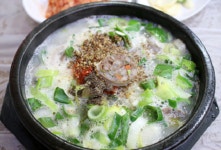 3대째 35년째 내려오는 속초 순대국 맛집 장터순대국 생생정보마당에 소개