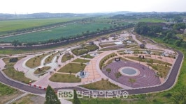 [당진] 이제 조명 아래 합덕제 걸으며 야경 즐길 수 있다