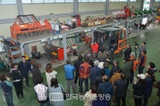 순창군,농기계 임대사업소 토요일 정상 근무 추진해 농업인의 농기계 이용률을 높인다.