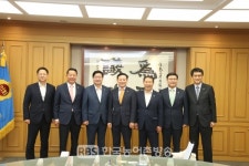 송지용 전북도의장, 김부겸 전 의원·염태영 수원시장과 잇따라 면담