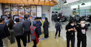 서울시, 아동급식카드 사용처 확대… 8월부터 이마트 푸드코트서 사용