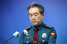 윤희근 경찰청장 이태원 참사 대국민 사과…현장 대응 미흡...고강도 내부 감찰 진행하겠다