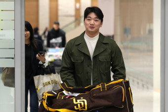 [포토] 이정후 이어 빅리거 꿈 이룬 고우석 귀국 현장
