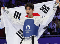 [파리올림픽] 박태준, 태권도 레전드 넘었다…올림픽 무대서 금메달