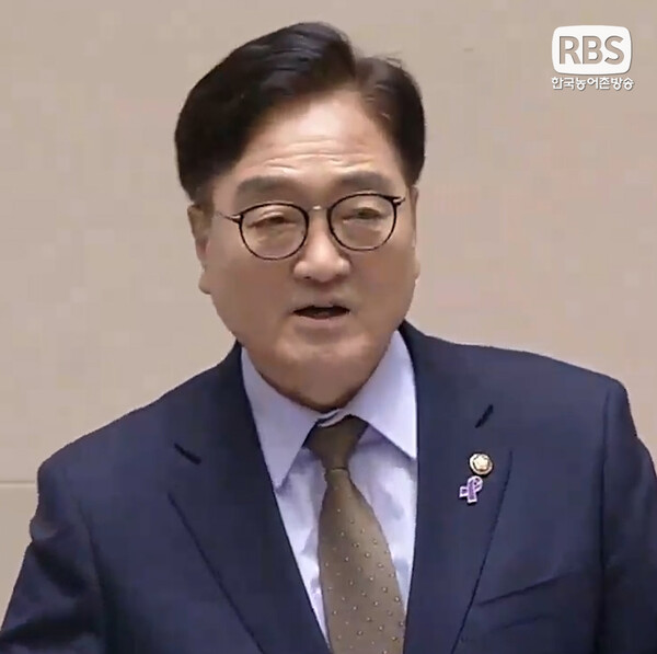 조한창-정계선 헌재 취임, 8인 체제로 업무 시작