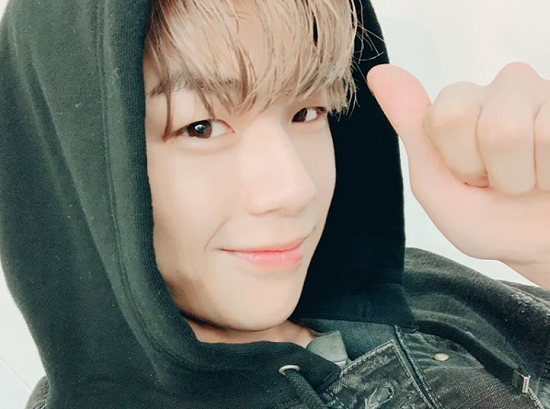 가수 강다니엘, ARA엔터테인먼트와 전속계약 체결하여 새로운 도약 준비중