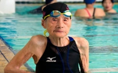 수영 세계 기록 18개 가진 105세 할머니