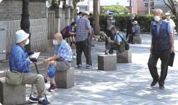 1인 세대 1000만… ‘저출산-고독사’ 대책 새 틀 짜야