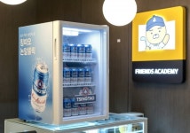 칭따오 논알콜릭, 카카오 골프 연습장 프렌즈 아카데미서 샘플링 진행