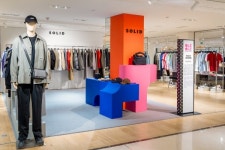컨템포러리 남성 브랜드 솔리드 옴므, 파리 봉 마르쉐 백화점 팝업 진행