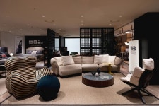 이탈리아 컨템포러리 가구 비앤비이탈리아, 현대백화점 압구정점 입점