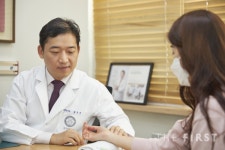 경희대한방병원 한방부인과 황덕상 교수, 산후풍, 과하지 않게 접근하는 것이 중요?