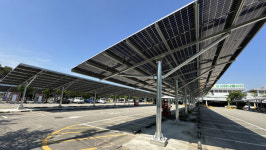 전국 공영 주차장에 태양광 등 재생에너지 설치 의무화