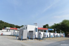 [글로벌 에너지 현장 탐방 ② : 중국 선전(深圳)시, 전기차 급속충전소 주유소 3배]