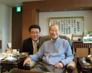 [전대길 CEO칼럼] <獻辭> 우정(牛汀) 이 동찬 회장 탄신 100주년을 맞아           