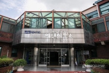 [특집기획 ①] 장애인 복지와 재활을 이뤄낸 장애인대부, 에덴복지재단 창립자 정덕환 회장을 만나다.