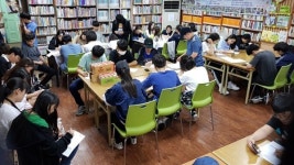 고양시 반딧불도서관, 학습 멘토링·영어동화책 읽어주기, 종이접기지도 등 자원봉사활동